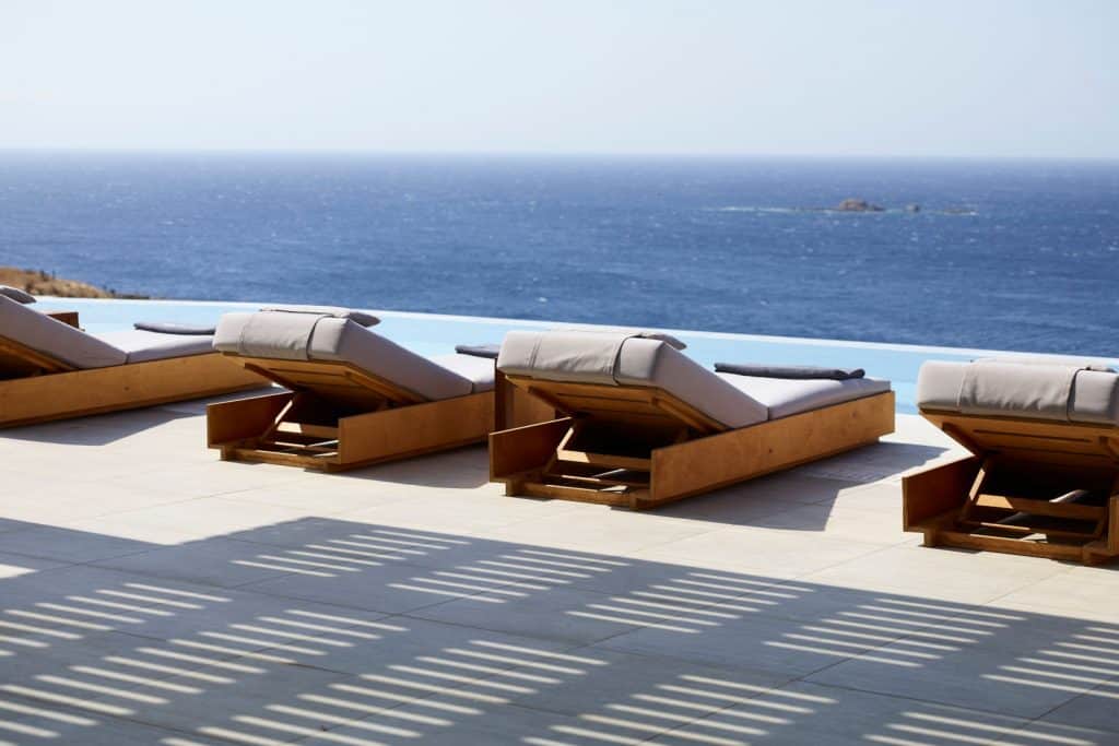 Villa-Reina-Mykonos-by-Olive-Villa-Rentals-sunbeds