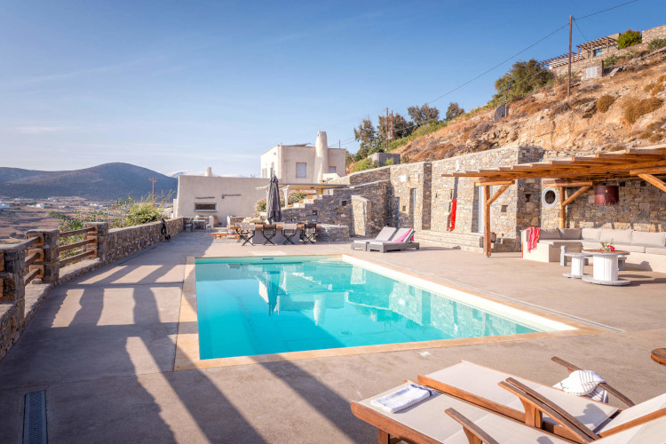 Villa Ninemia in Paros by Olive Villa Rentals