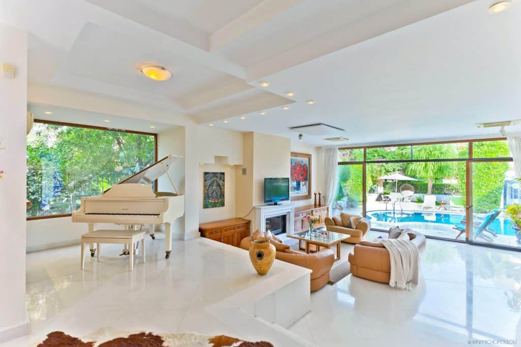 Villa Yolena in Athens, by Olive Villa Rentals