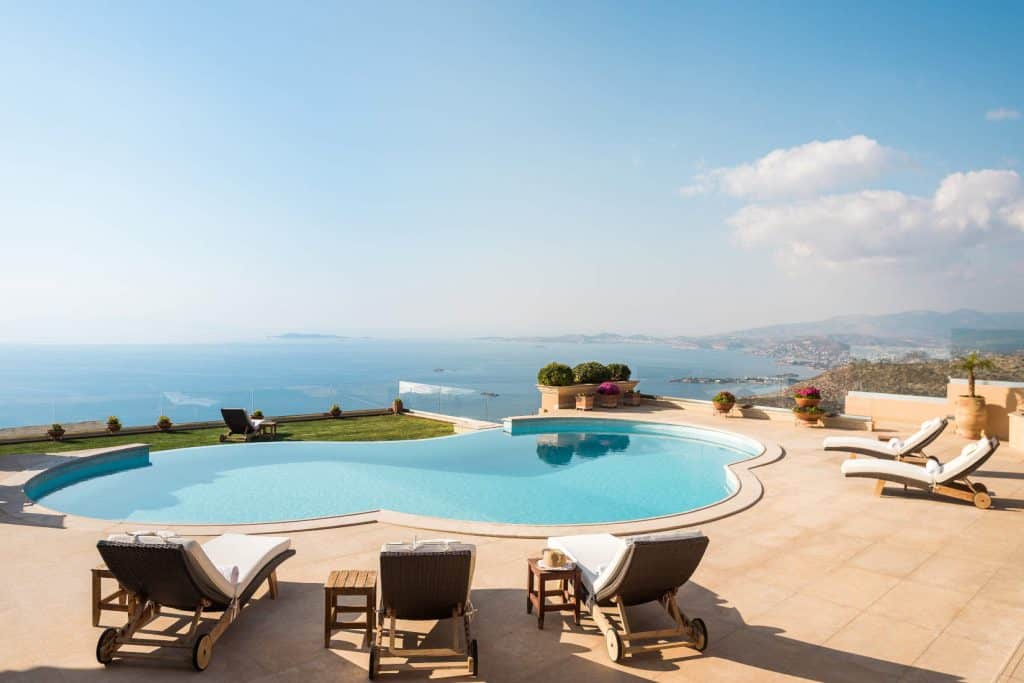 Villa Primavera's pool and view