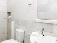 Villa- Julius -Mykonos-by-Olive-Villa-Rentals-bathroom-2