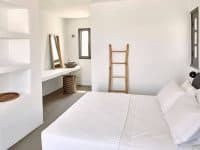 Villa-Trenta-Paros-by-Olive-Villa-Rentals-bedroom