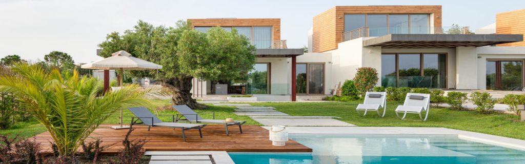 Villa-Sealavie-Halkidiki-by-Olive-Villa-Rentals-pool-area