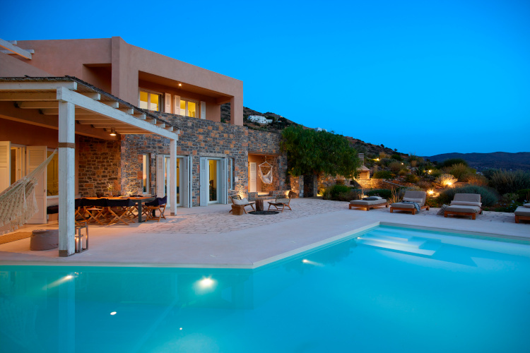 small-Villa Akalli in Paros by Olive Villa Rentals