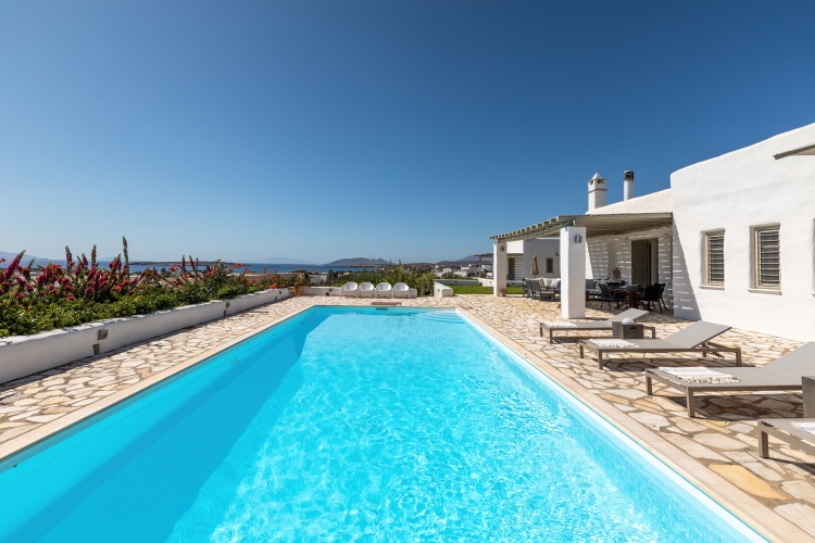 Villa Naira in Paros by Olive Villa Rentals