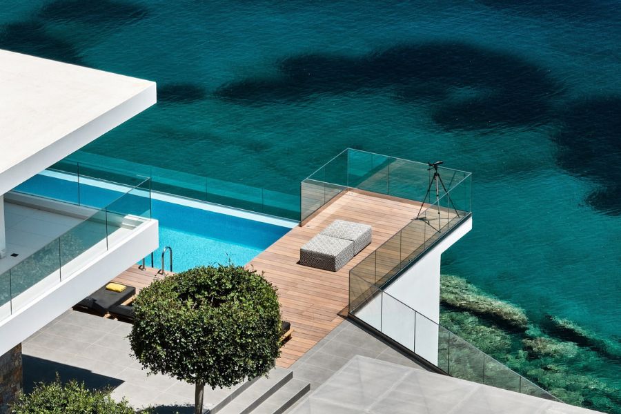 Villa Agatha minimal luxury with sea view – Olive Villa Rentals 