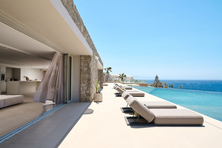 Villa-Blue-Diamond-Listing-image