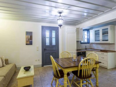 Villa-Corinna-Spetses-by-Olive-Villa-Rentals-small-kitchenette