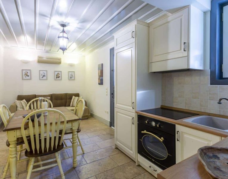 Villa-Corinna-Spetses-by-Olive-Villa-Rentals-kitchenette