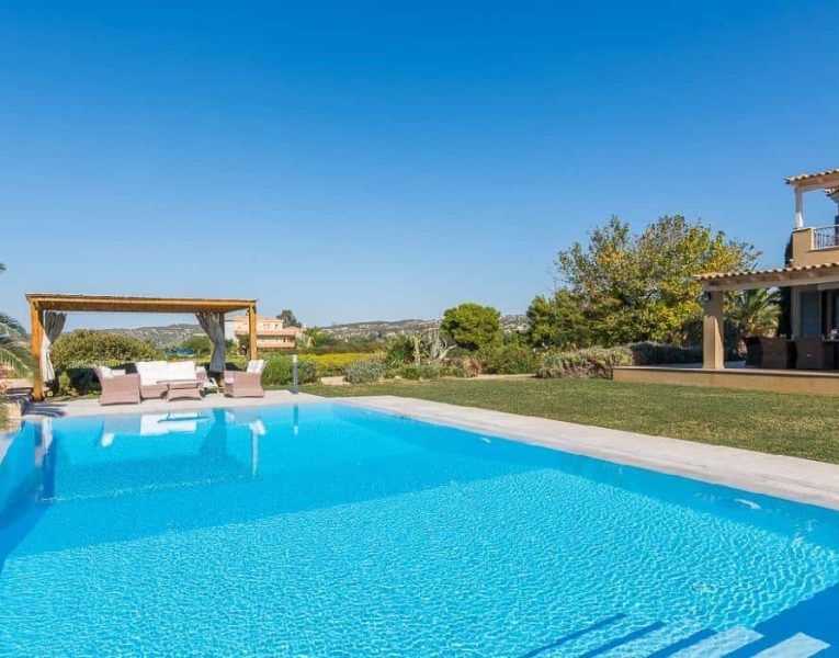 Villa-Dahlia-Porto Heli-by-Olive-Villa-Rentals-pool-area