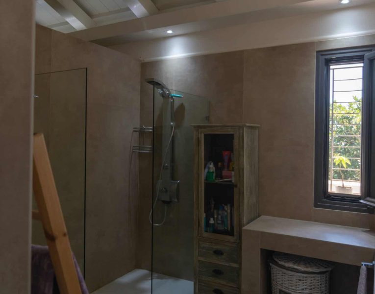 Villa-Camille-Porto Heli-by-Olive-Villa-Rentals-master-bathroom