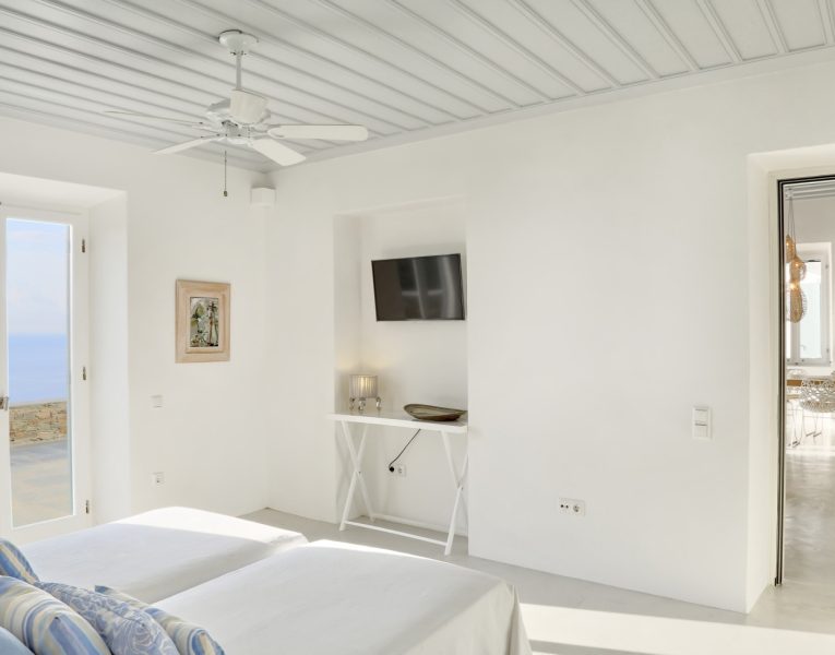 Casa Mare in Sifnos by Olive Villa Rentals