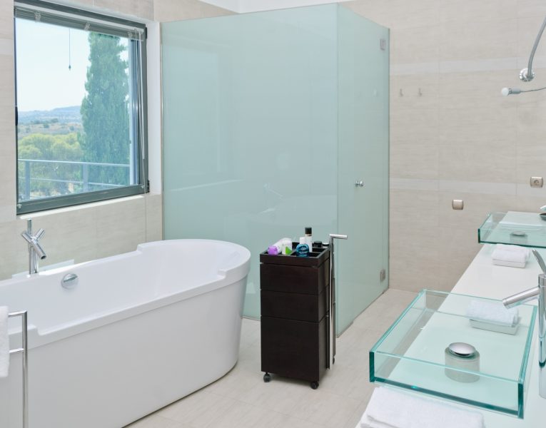 Villa-Magnolia-Porto Heli-by-Olive-Villa-Rentals-bathroom