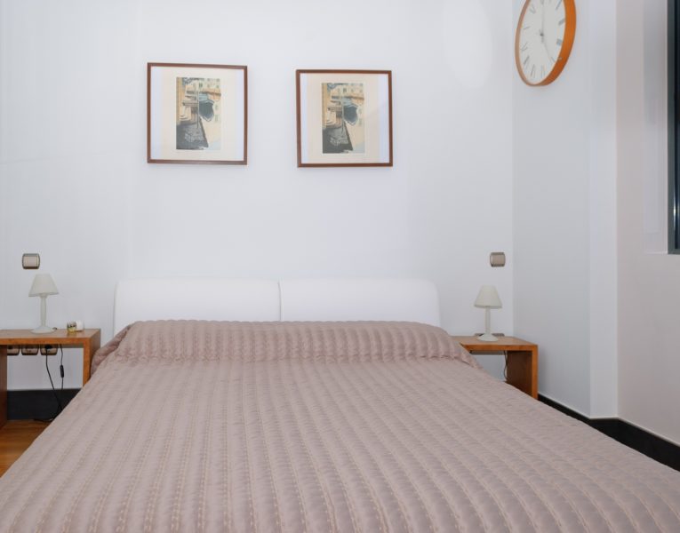 Villa-Magnolia-Porto Heli-by-Olive-Villa-Rentals-bedroom