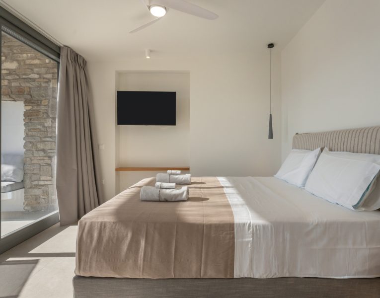 Marena Villa I in Paros by Olive Rentals 04
