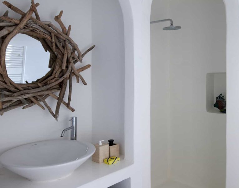 Villa-Melaina-Syros-by-Olive-Villa-Rentals-bathroom