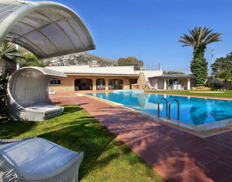 Villa Aristi in Athens, swimming pool, by Olive Villa Rentals