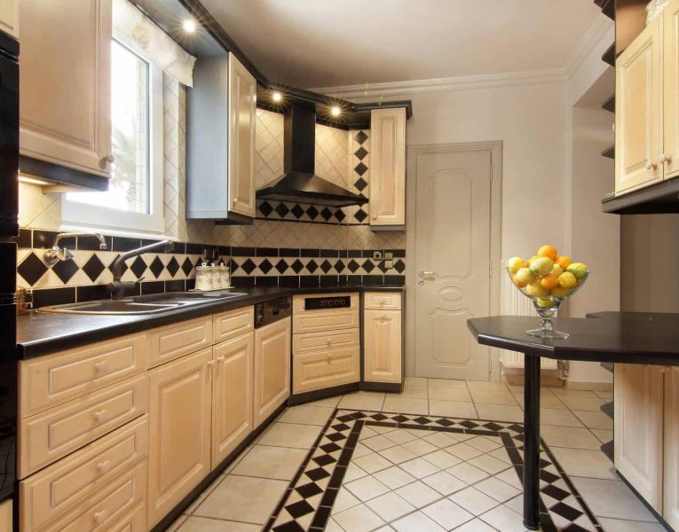 Villa Aristi in Athens, kitchen, by Olive Villa Rentals