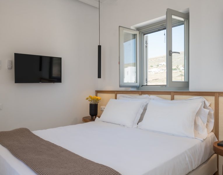 Villa Mistral in Antiparos by Olive Villa Rentals