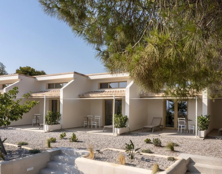 Villa Narissa in Loutraki by Olive Villa Rentals