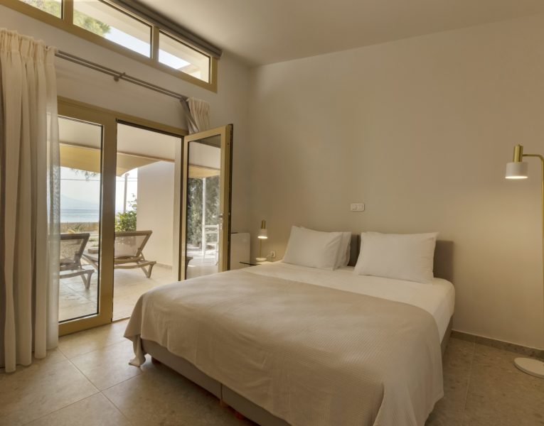 Villa Narissa in Loutraki by Olive Villa Rentals