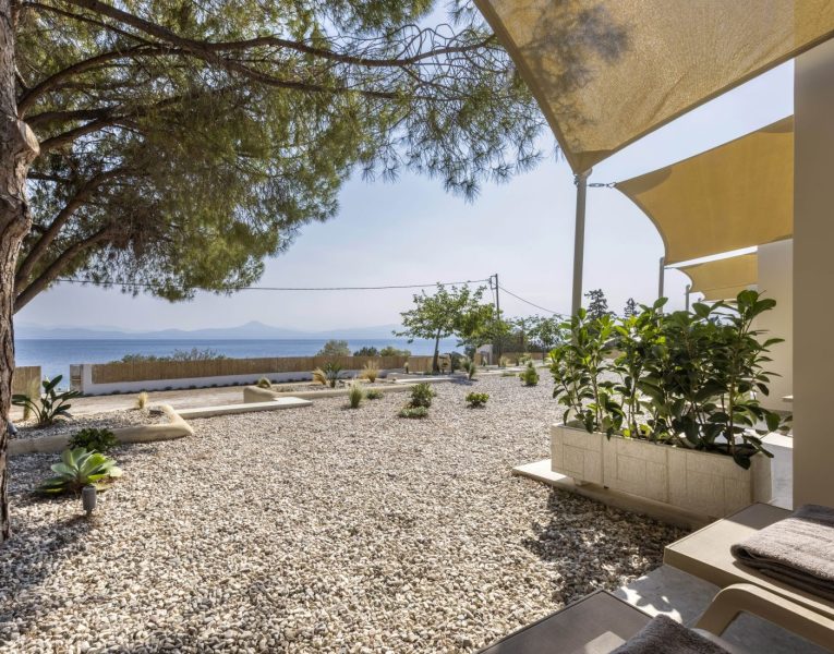 Villa Narissa in Loutraki by Olive Villa Rentals