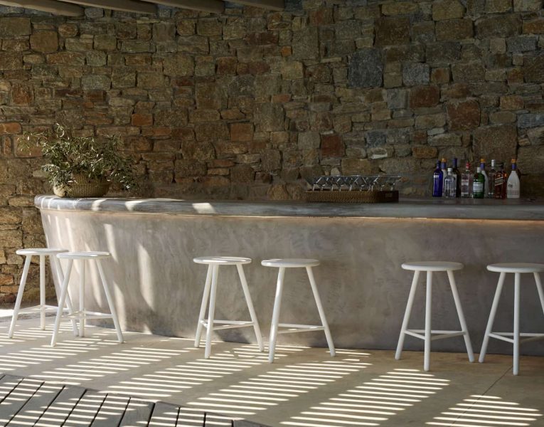 Villa-Princessa-Mykonos-by-Olive-Villa-Rentals-exterior-bar
