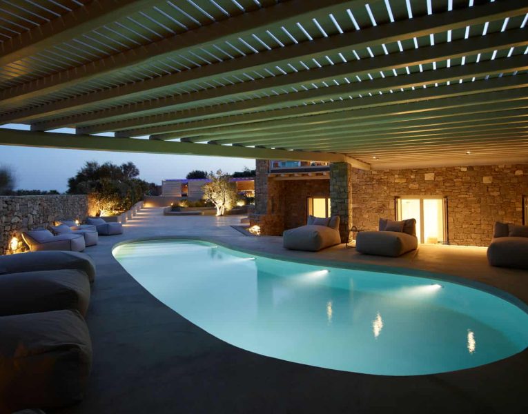 Villa-Princessa-Mykonos-by-Olive-Villa-Rentals-niight-pool-lights