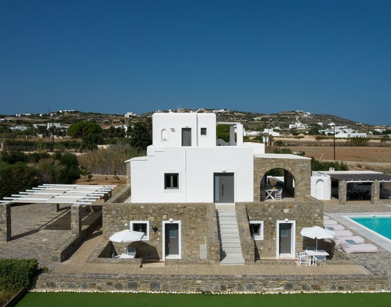 Villa Fizzy in Paros by Olive Villa Rentals