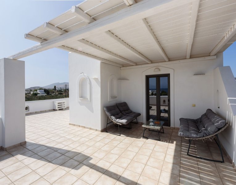 Villa Fizzy in Paros by Olive Villa Rentals