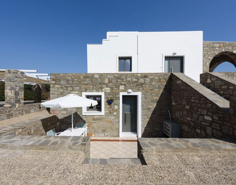 Villa Fizzy in Paros by Olive Villa Rentals