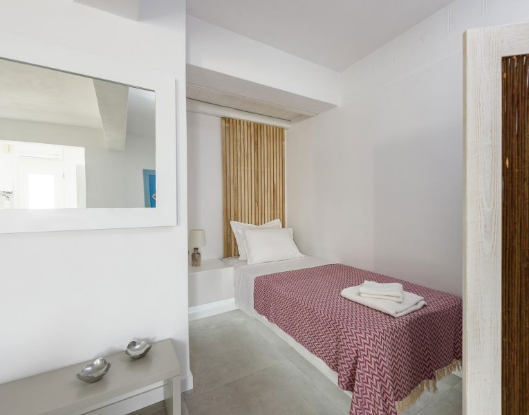 Villa Fizzy in Paros by Olive Villa Rentals