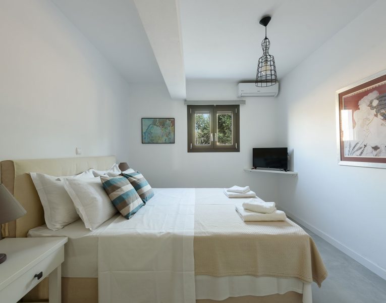 Villa Fizzy in Paros by Olive Villa Rentals