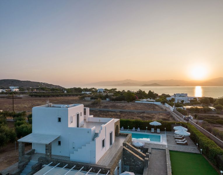 Villa Fizzy in Paros by Olive Villa Rentals