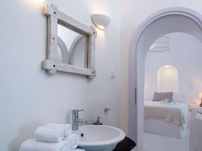 Villa Dulcinea in Santorini Greece, bathroom, by Olive Villa Rentals