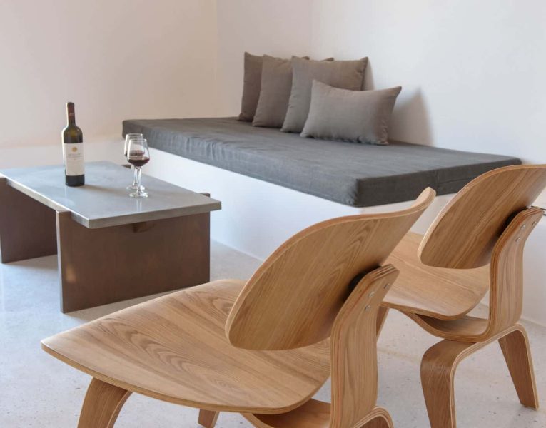 Villa-Nefeli-Santorini-by-Olive-Villa-Rentals-living-room