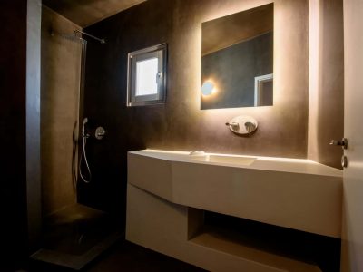 Villa-Nefeli-Santorini-by-Olive-Villa-Rentals-bathroom