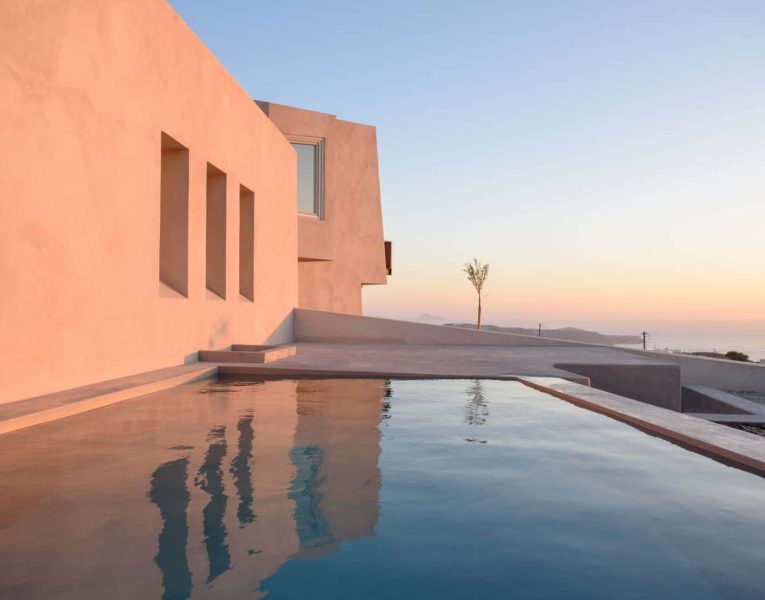 Villa-Nefeli-Santorini-by-Olive-Villa-Rentals-pool-evening