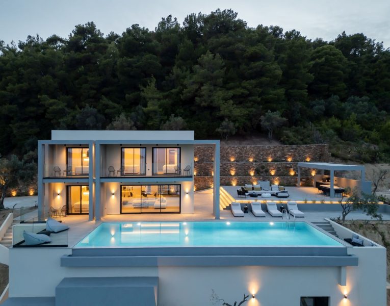 Olive Villa Rentals- Skiathos- Villa Paradiso