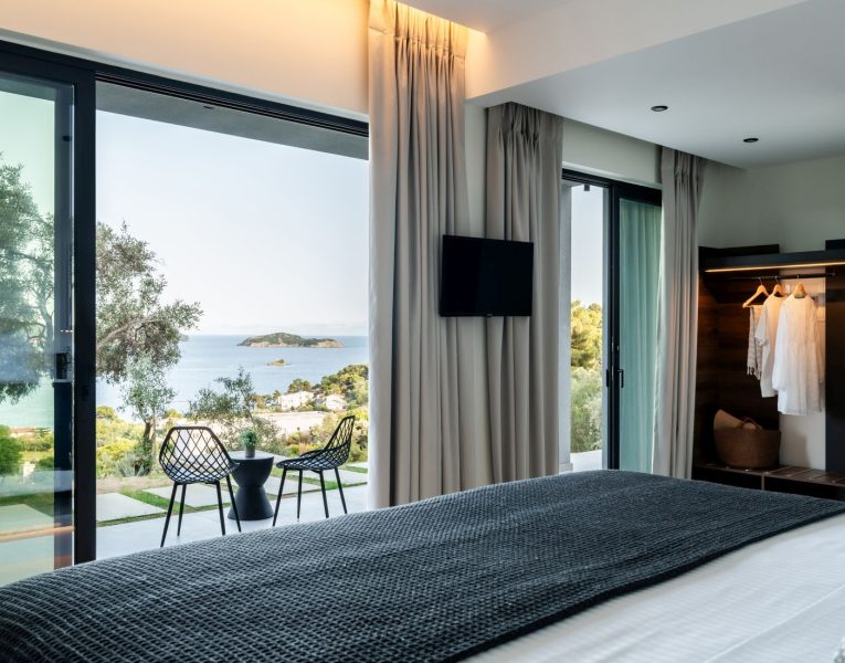 Olive Villa Rentals- Skiathos- Villa Paradiso