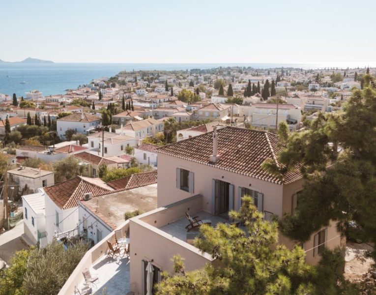 Olive Villa Rentals- Spetses- Villa Aeris-02