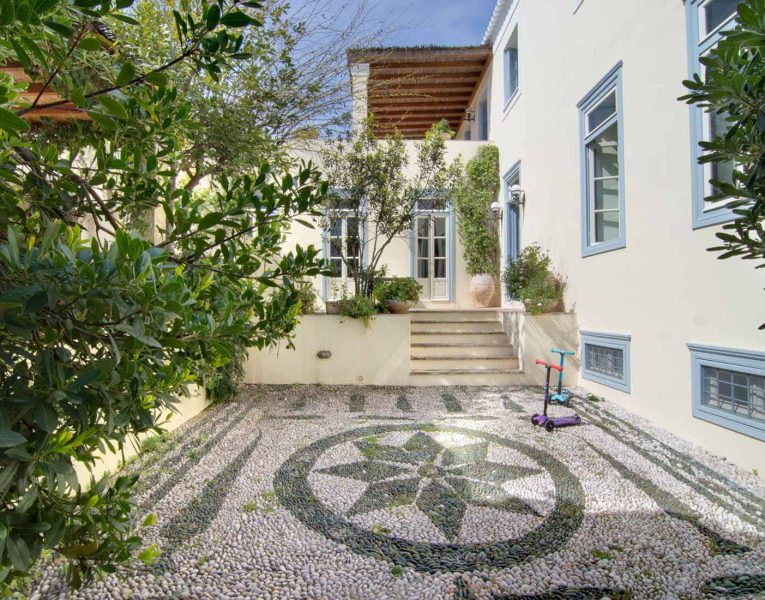 Olive-Villa-Rentals-Spetses-Villa Felicia - outdoor area