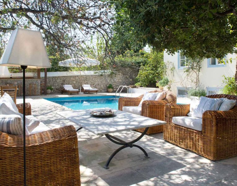 Olive-Villa-Rentals-Spetses-Villa Felicia - outdoor sitting area