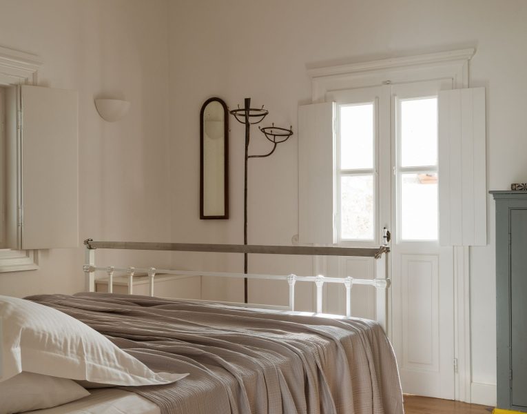 Olive Villa Rentals- Spetses- Villa The Palm