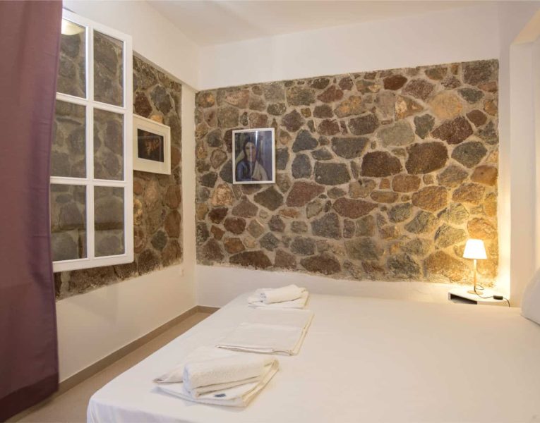 Villa Cerise in Aaegina, bedroom, by Olive Villa Rentals