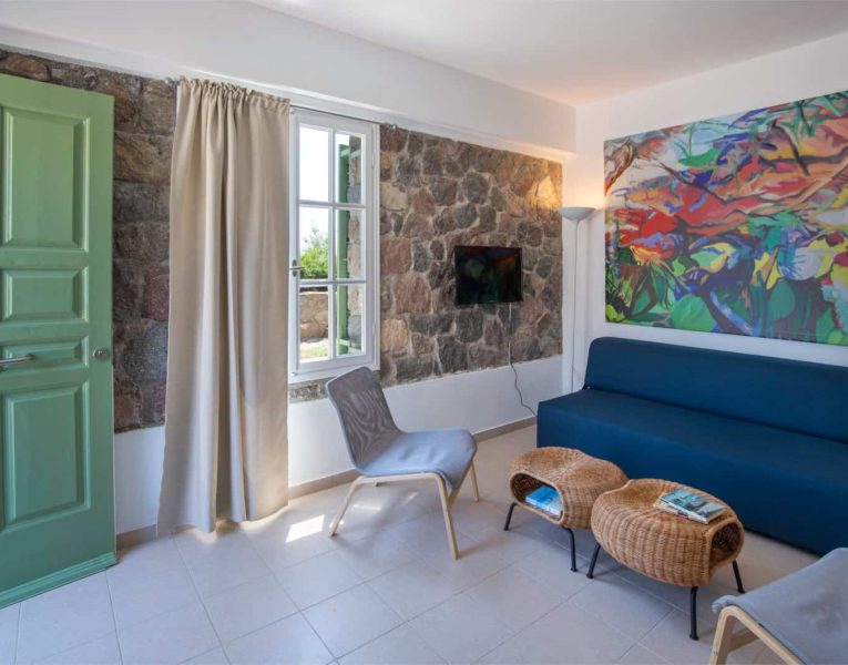 Villa Cerise in Aaegina, living room, by Olive Villa Rentals