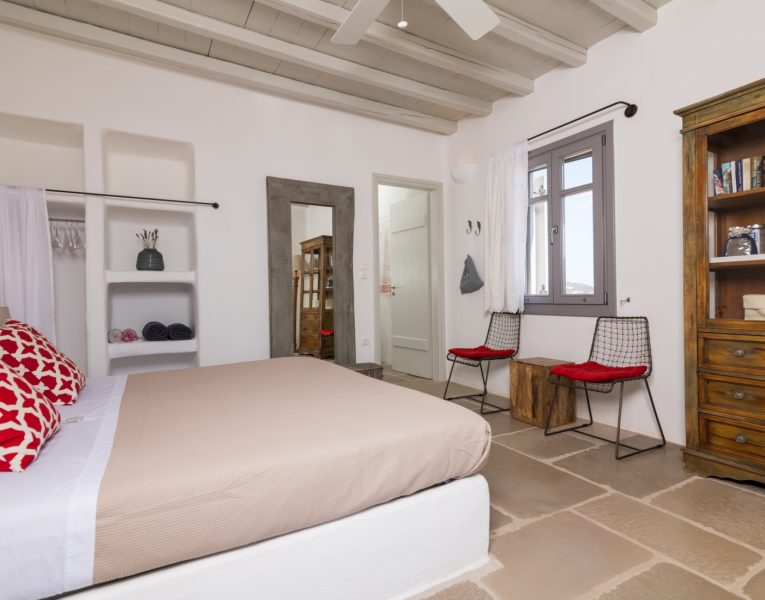 Villa Claudine in Antiparos by Olive Villa Rentals