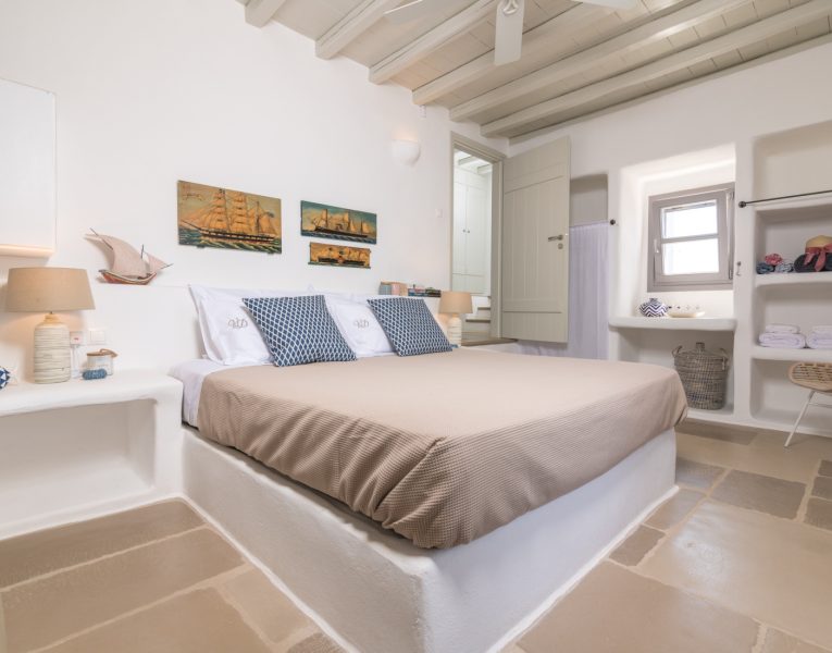 Villa Claudine in Antiparos by Olive Villa Rentals