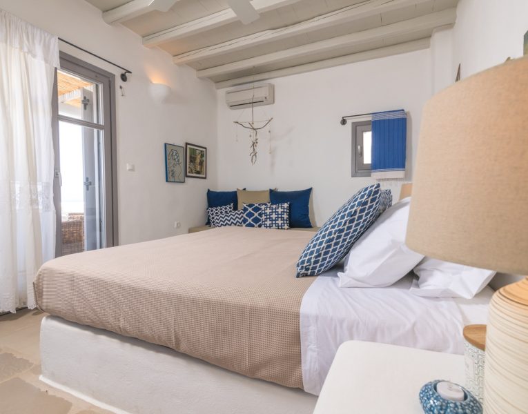 Villa Claudine in Antiparos by Olive Villa Rentals