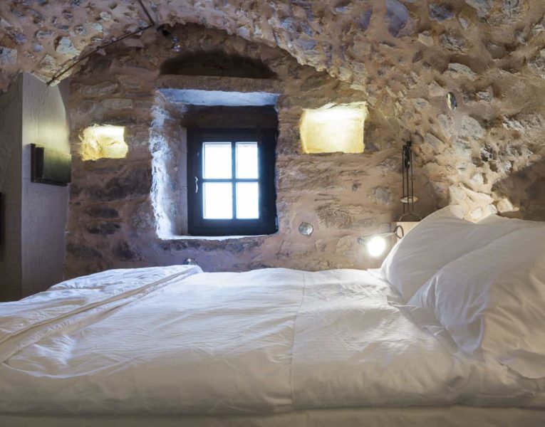 Torre di Mani-Mani-Peninsula-by-Olive-Villa-Rentals-bedroom